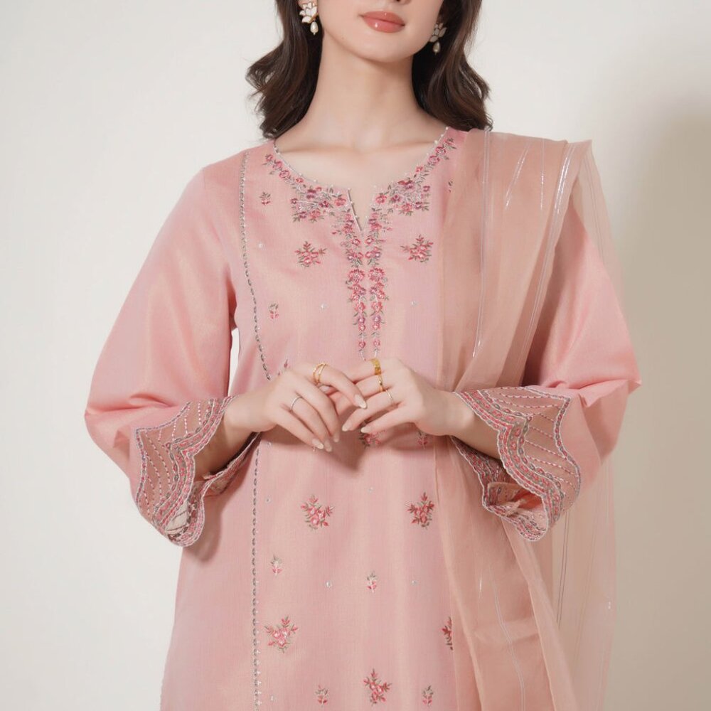 Pakistani dress zeen mysuri peach color